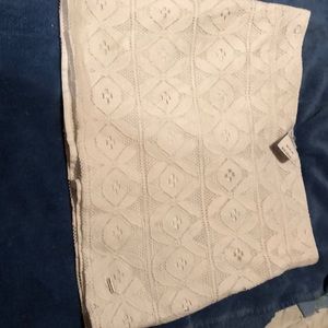 White hollister skirt